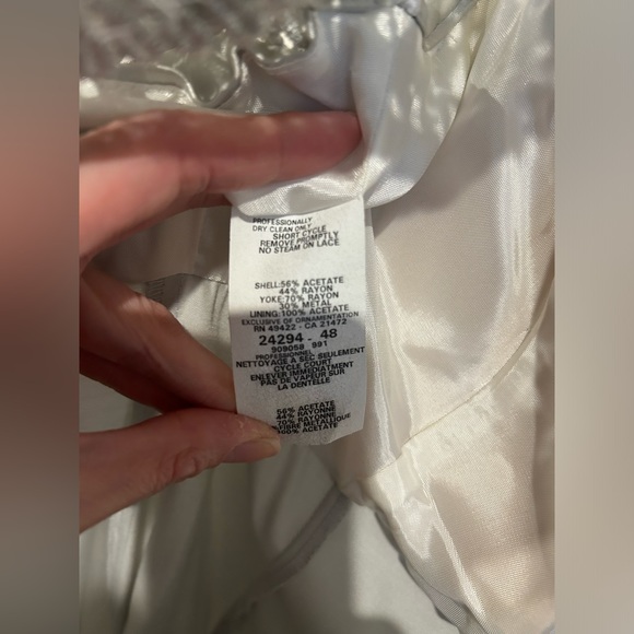 Silver evening gown - Picture 7 of 11